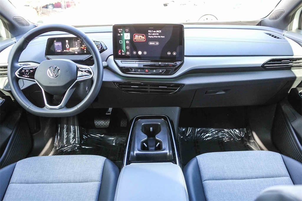 Thumbnail: 2024 Volkswagen ID.4 - 2