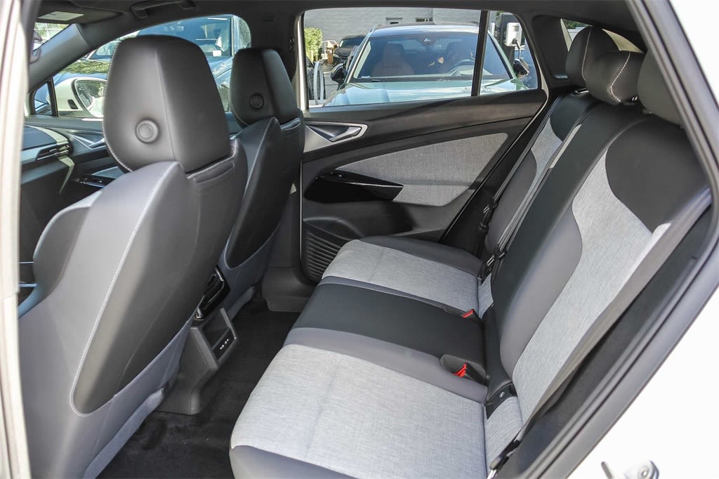 Thumbnail: 2024 Volkswagen ID.4 - 11