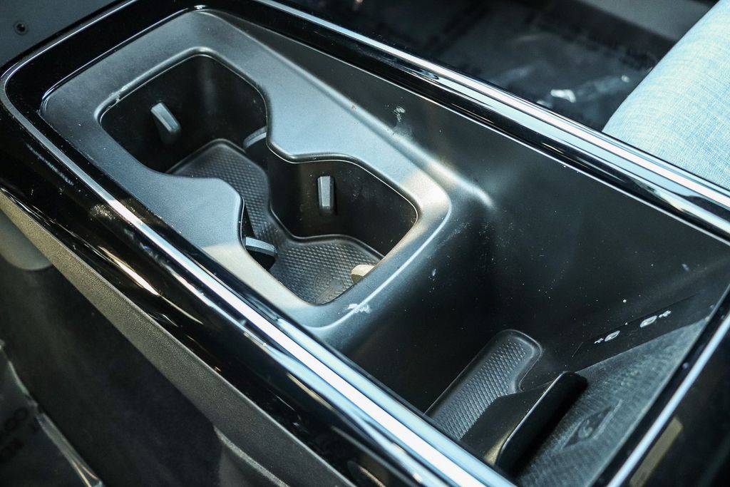 Thumbnail: 2023 Volkswagen ID.4 - 14