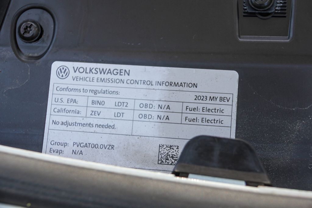 Thumbnail: 2023 Volkswagen ID.4 - 15