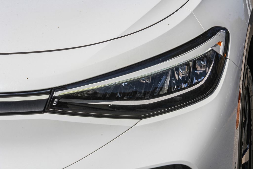 Thumbnail: 2023 Volkswagen ID.4 - 18