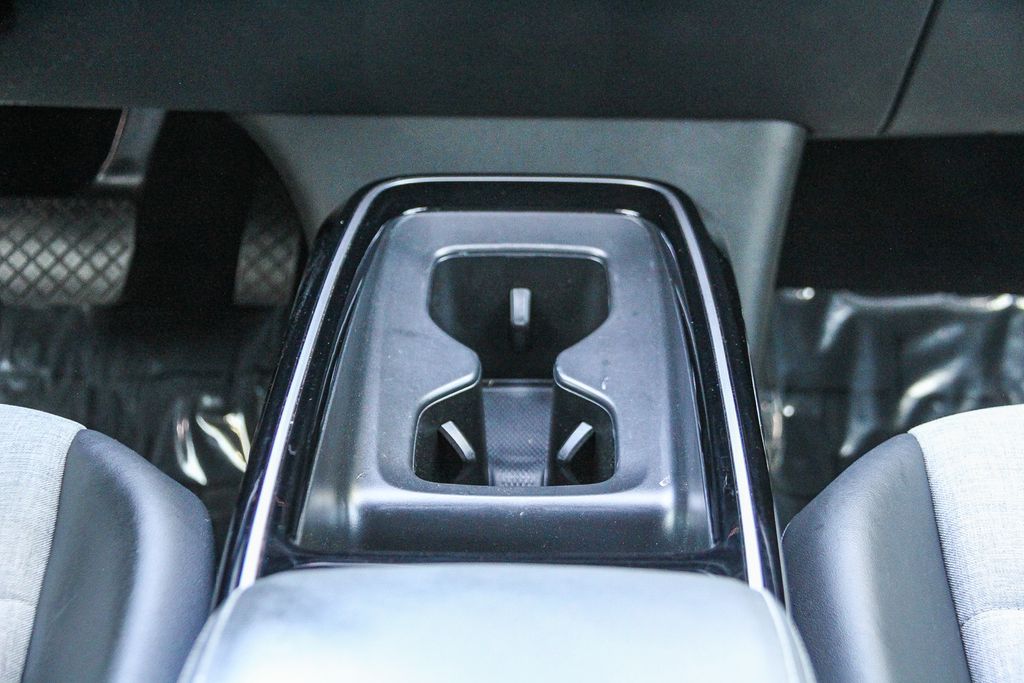 Thumbnail: 2023 Volkswagen ID.4 - 13