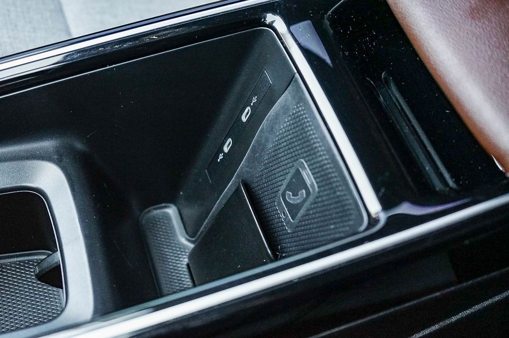 Thumbnail: 2023 Volkswagen ID.4 - 14