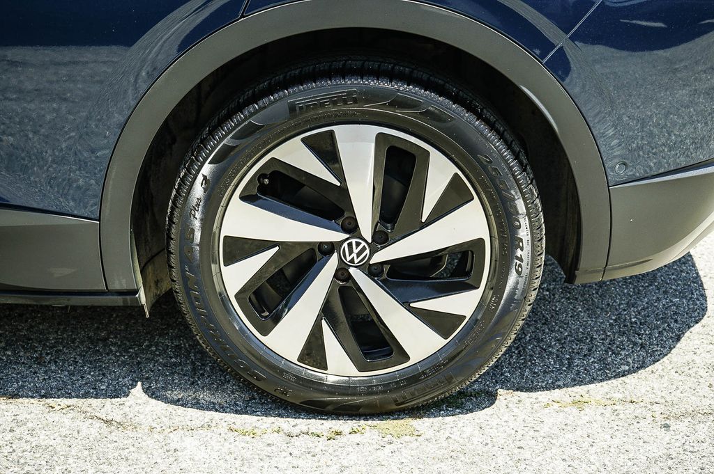 Thumbnail: 2023 Volkswagen ID.4 - 20