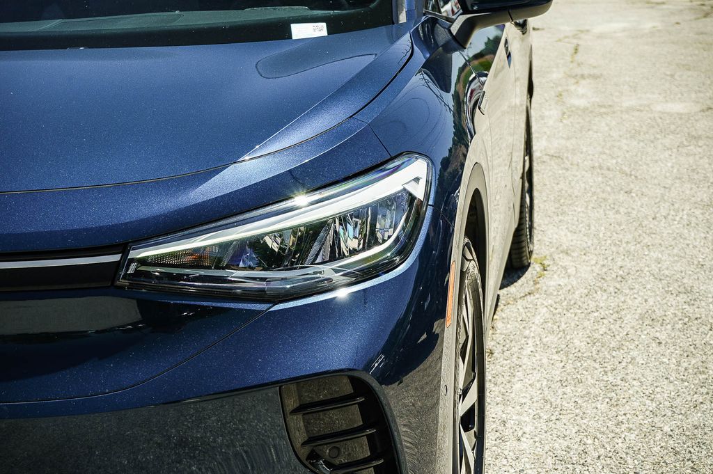 Thumbnail: 2023 Volkswagen ID.4 - 6