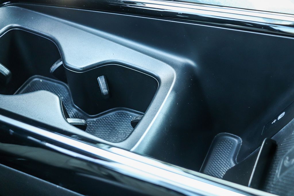 Thumbnail: 2023 Volkswagen ID.4 - 21
