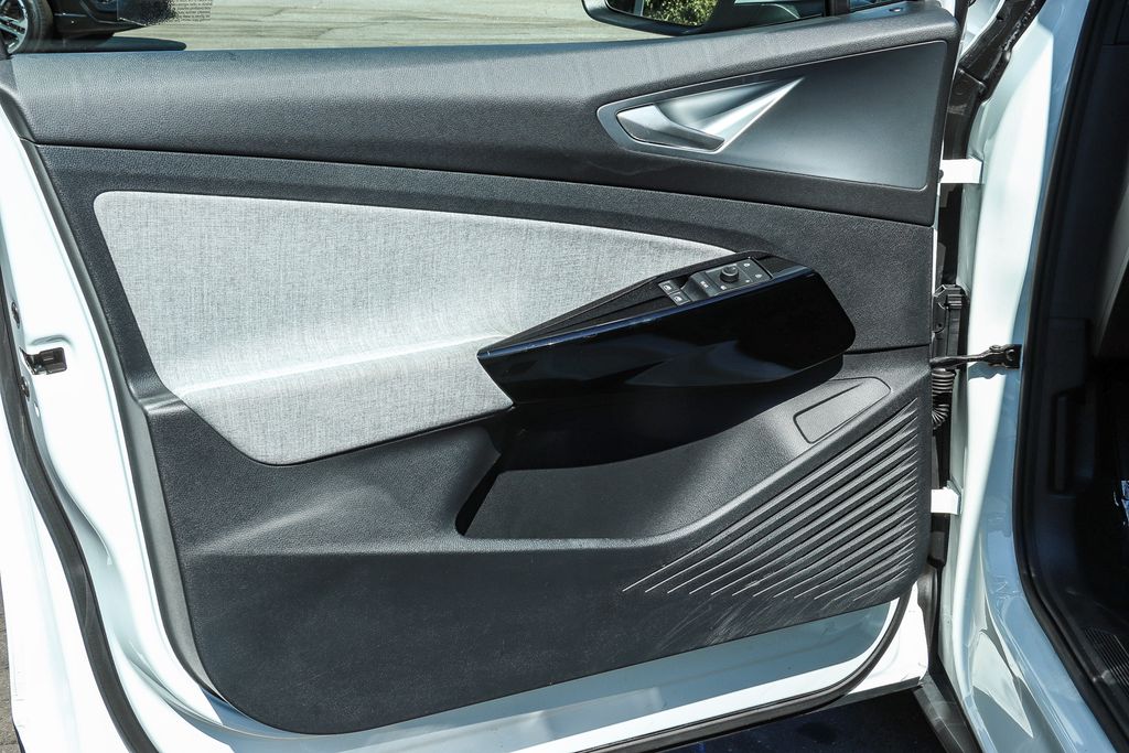 Thumbnail: 2023 Volkswagen ID.4 - 23