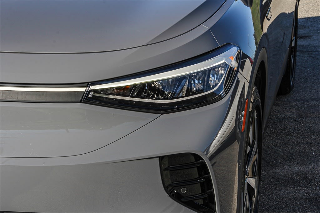 Thumbnail: 2023 Volkswagen ID.4 - 5