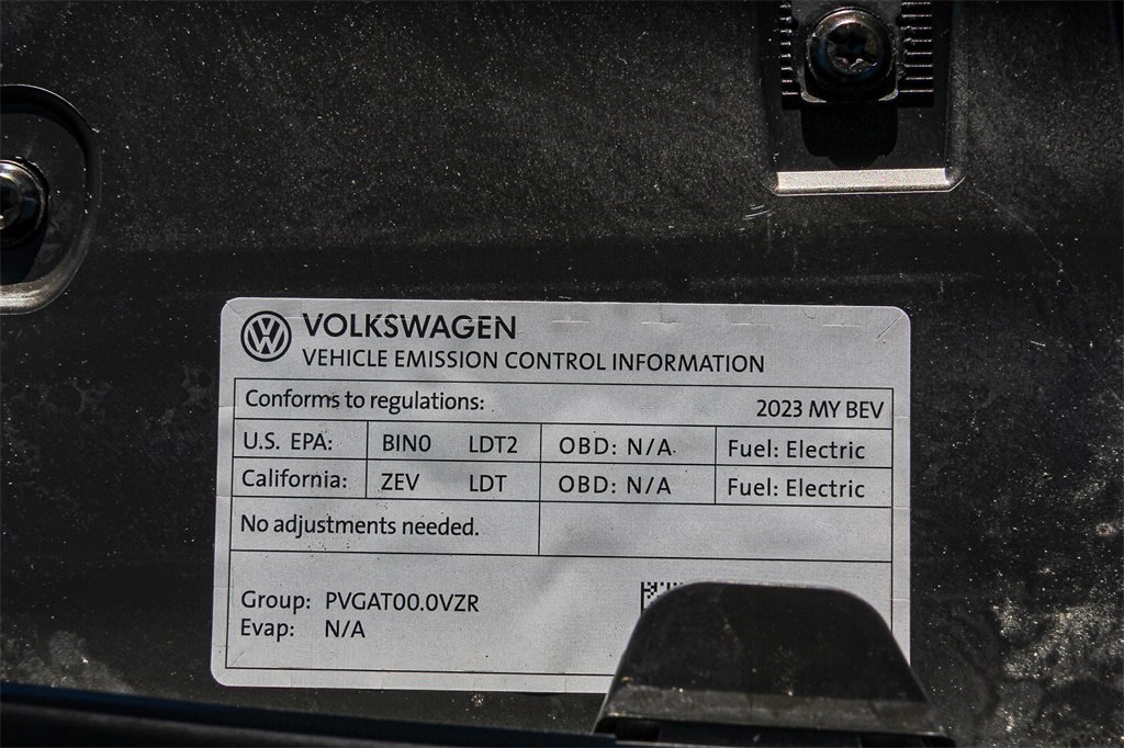 Thumbnail: 2023 Volkswagen ID.4 - 13