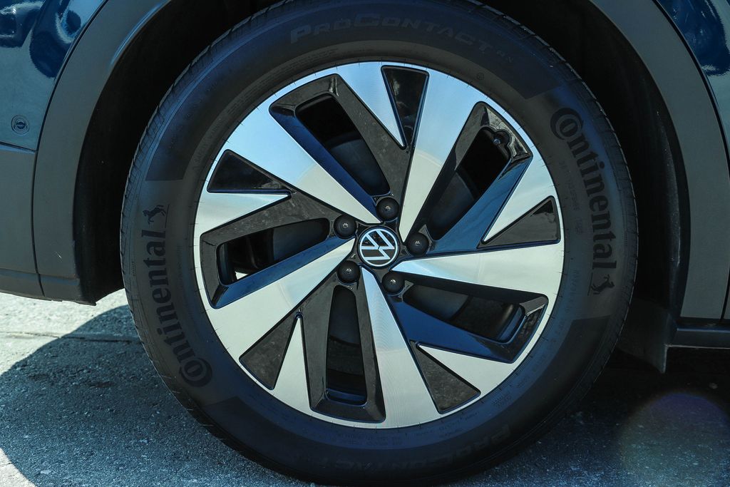 Thumbnail: 2023 Volkswagen ID.4 - 23