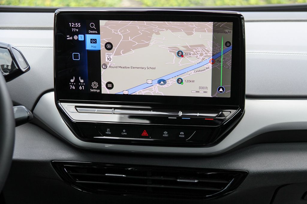 Thumbnail: 2023 Volkswagen ID.4 - 10