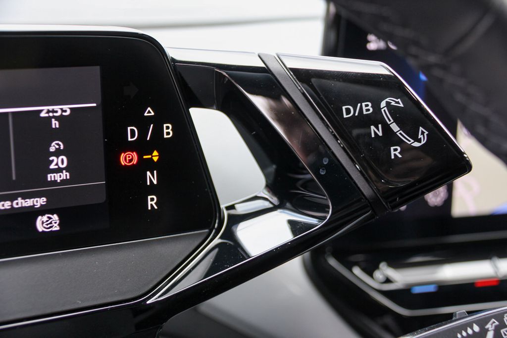 Thumbnail: 2023 Volkswagen ID.4 - 11