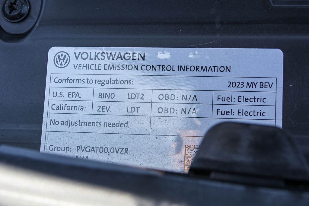 Thumbnail: 2023 Volkswagen ID.4 - 16