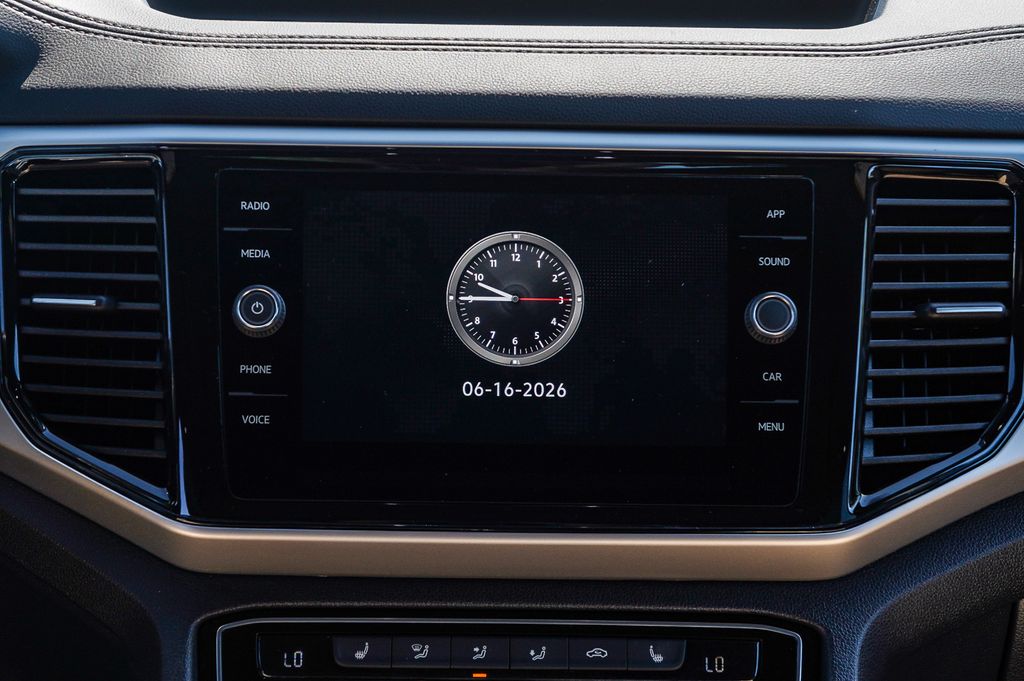 Thumbnail: 2023 Volkswagen Atlas - 22
