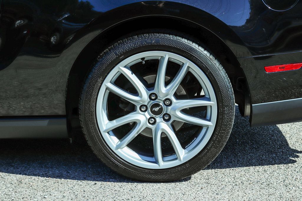Thumbnail: 2011 Ford Mustang - 20