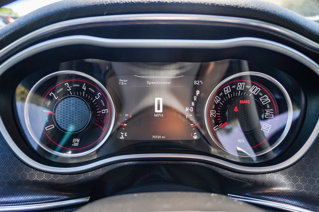 Thumbnail: 2017 Dodge Challenger - 13