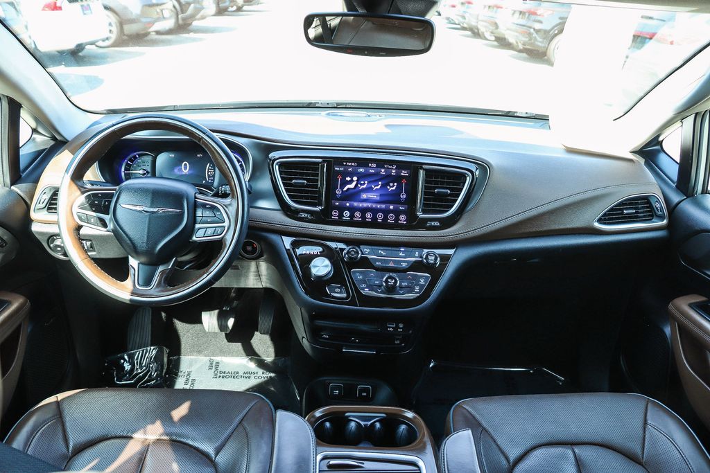 Thumbnail: 2019 Chrysler Pacifica - 2
