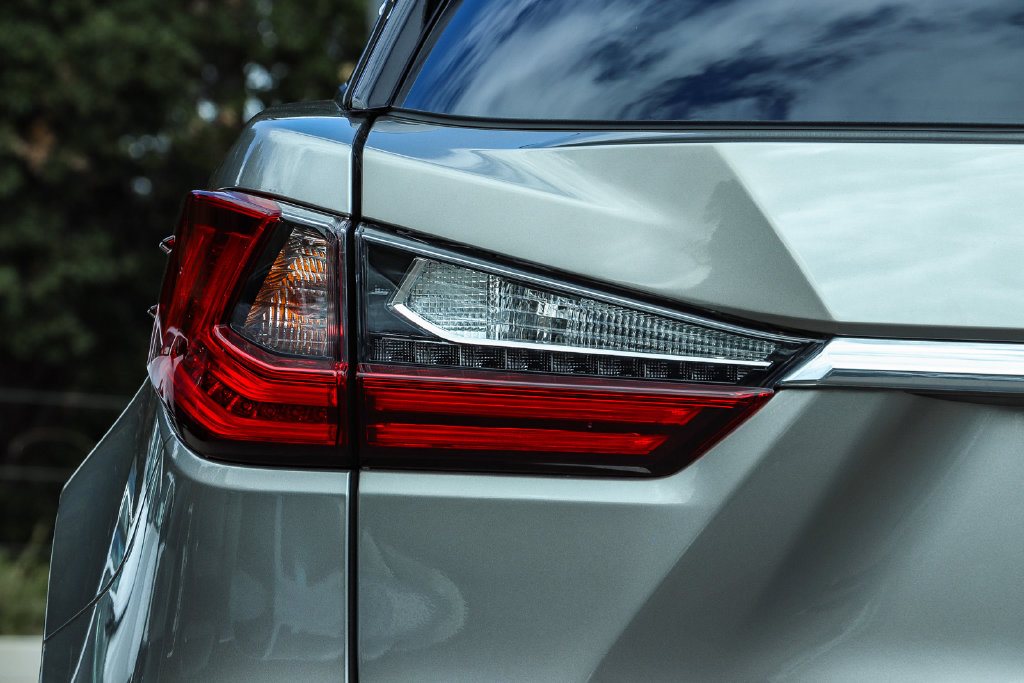 Thumbnail: 2022 Lexus RX - 22