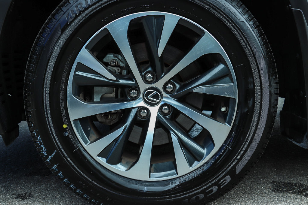Thumbnail: 2022 Lexus RX - 23