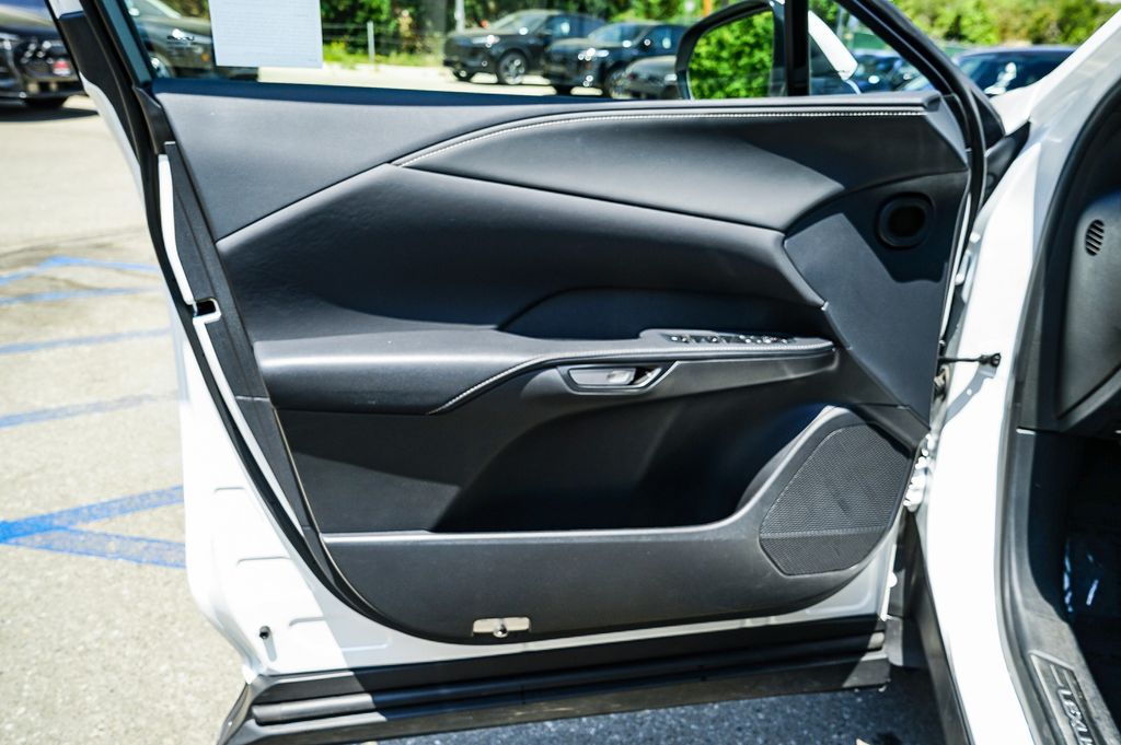 Thumbnail: 2023 Lexus RX - 25