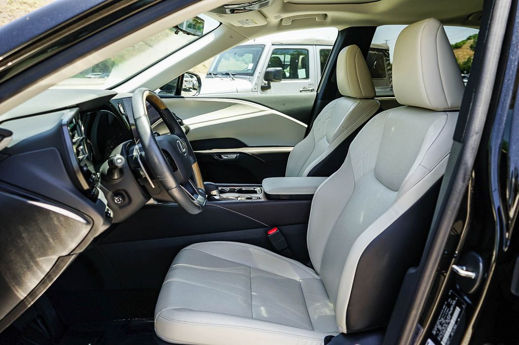Thumbnail: 2023 Lexus RX - 10