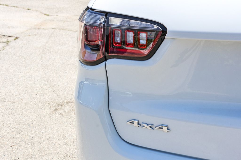 Thumbnail: 2024 Jeep Compass - 6