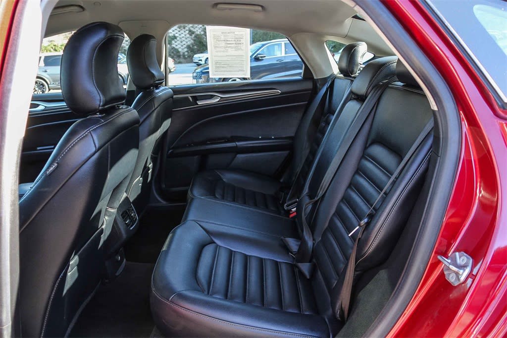 Thumbnail: 2019 Ford Fusion - 10