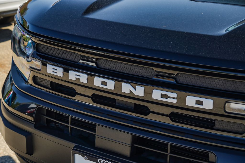 Thumbnail: 2021 Ford Bronco Sport - 5