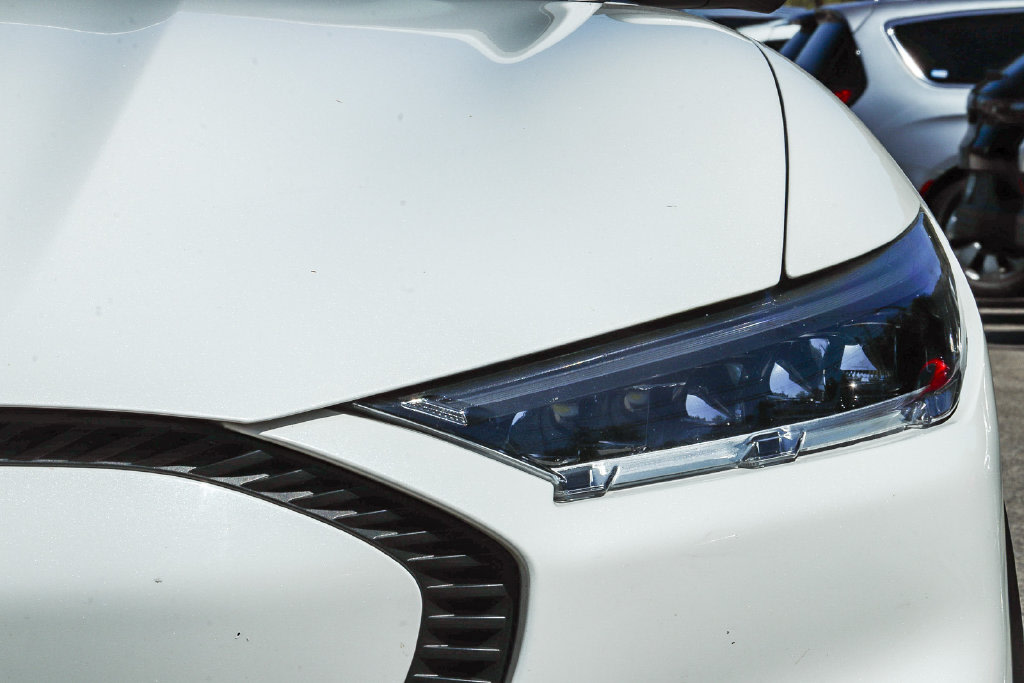 Thumbnail: 2021 Ford Mustang Mach-E - 21