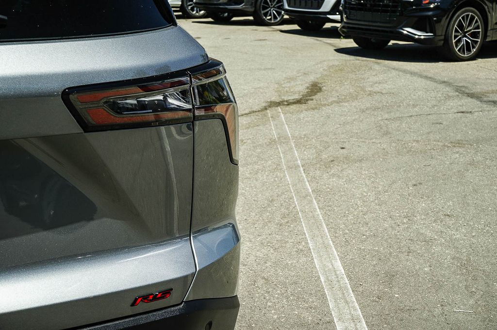 Thumbnail: 2026 Chevrolet Equinox - 6