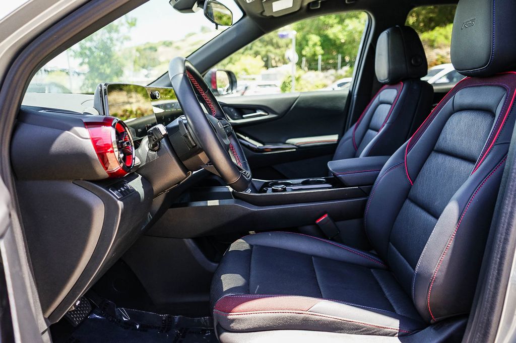 Thumbnail: 2026 Chevrolet Equinox - 10