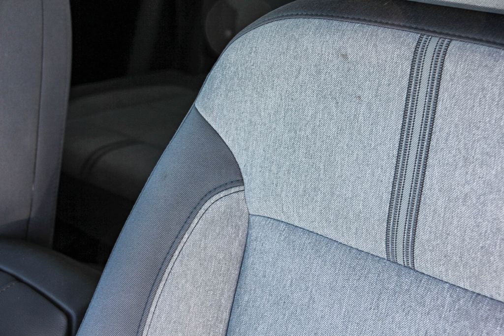 Thumbnail: 2022 Chevrolet Blazer - 27