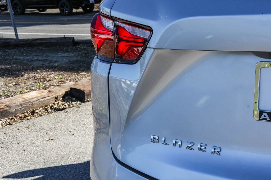 Thumbnail: 2022 Chevrolet Blazer - 22
