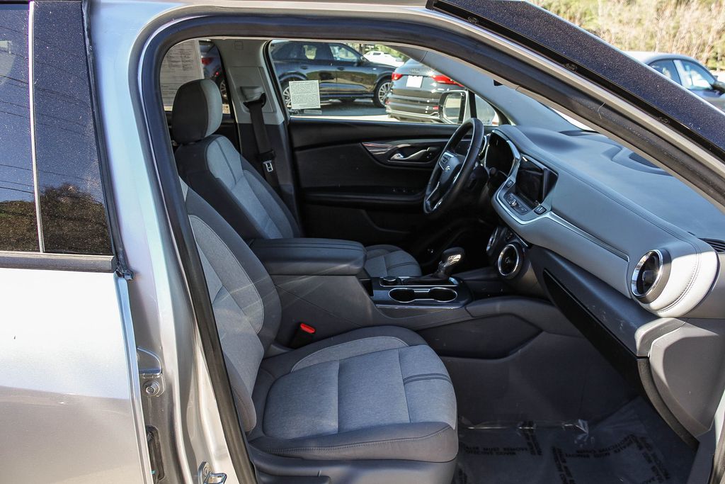 Thumbnail: 2022 Chevrolet Blazer - 9