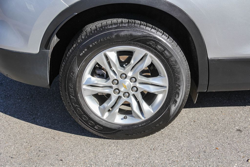 Thumbnail: 2022 Chevrolet Blazer - 21