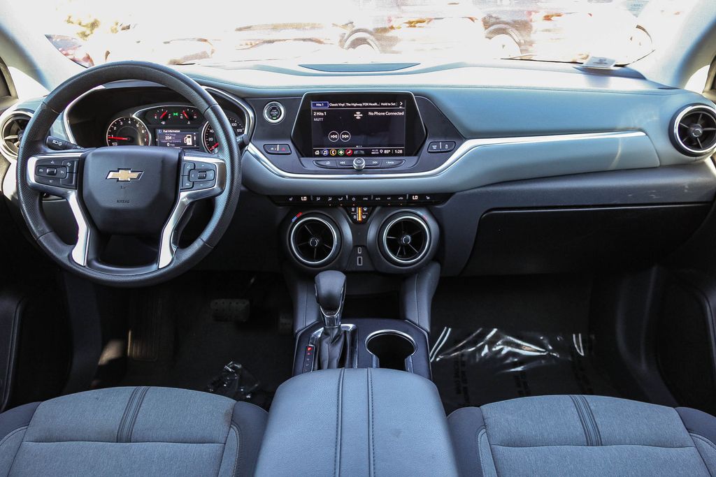 Thumbnail: 2022 Chevrolet Blazer - 2