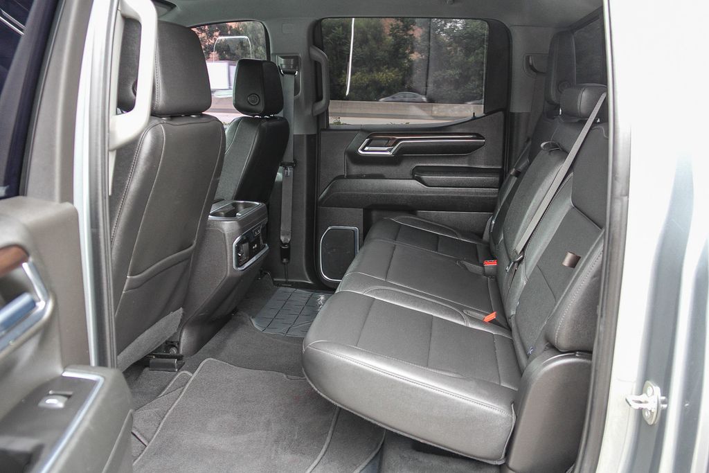Thumbnail: 2024 GMC Sierra 1500 - 11