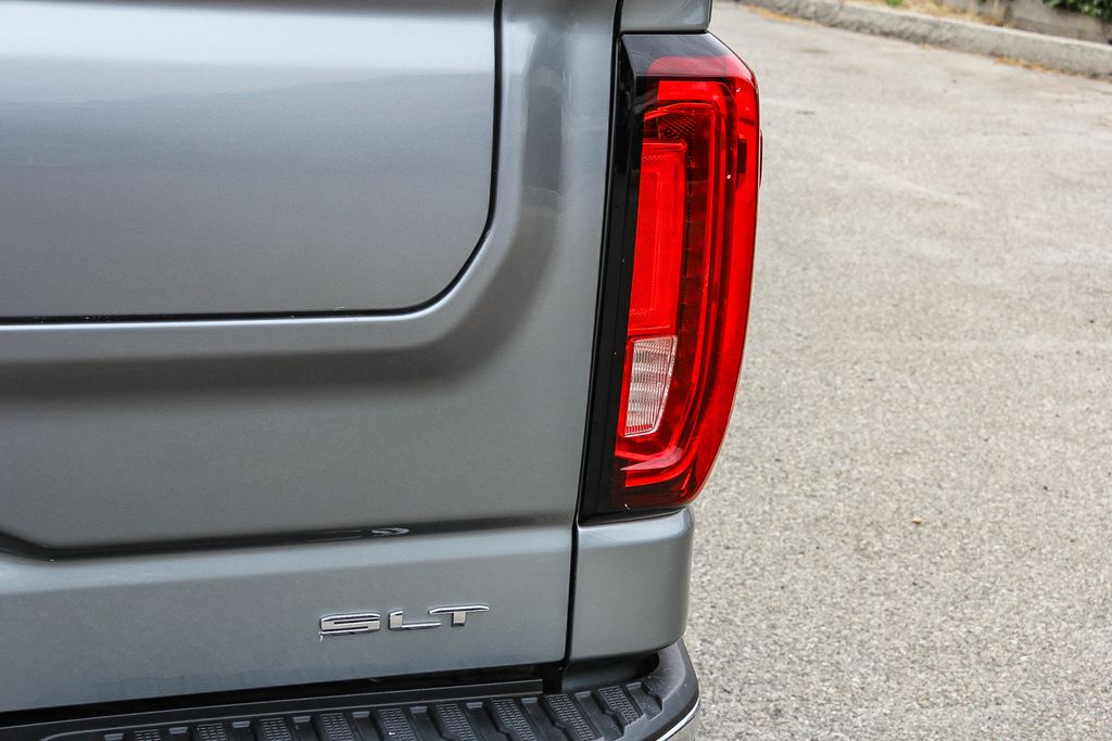 Thumbnail: 2024 GMC Sierra 1500 - 21