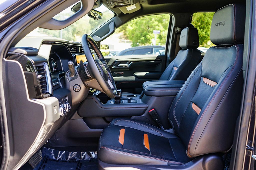 Thumbnail: 2023 GMC Sierra 1500 - 11