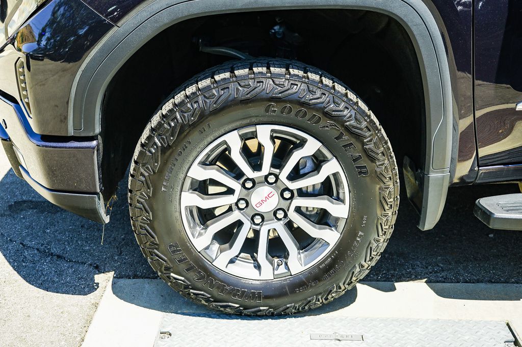 Thumbnail: 2023 GMC Sierra 1500 - 7
