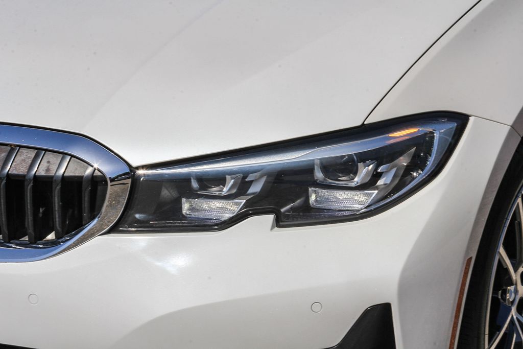 Thumbnail: 2021 BMW 3 Series - 19