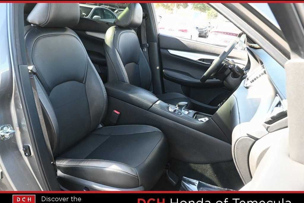 Thumbnail: 2021 INFINITI QX50 - 10