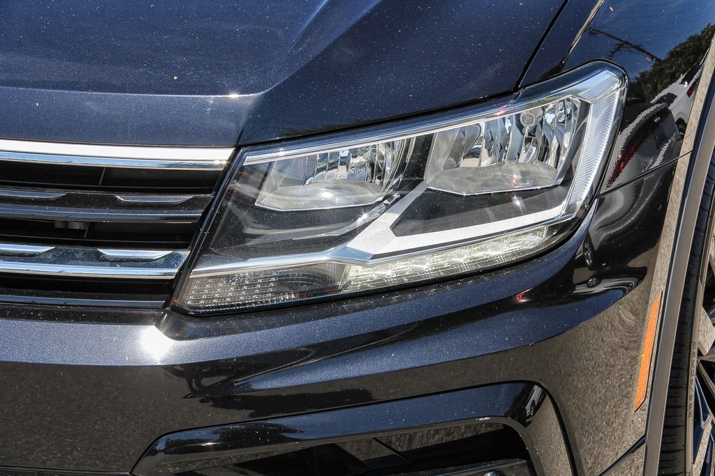 Thumbnail: 2021 Volkswagen Tiguan - 19