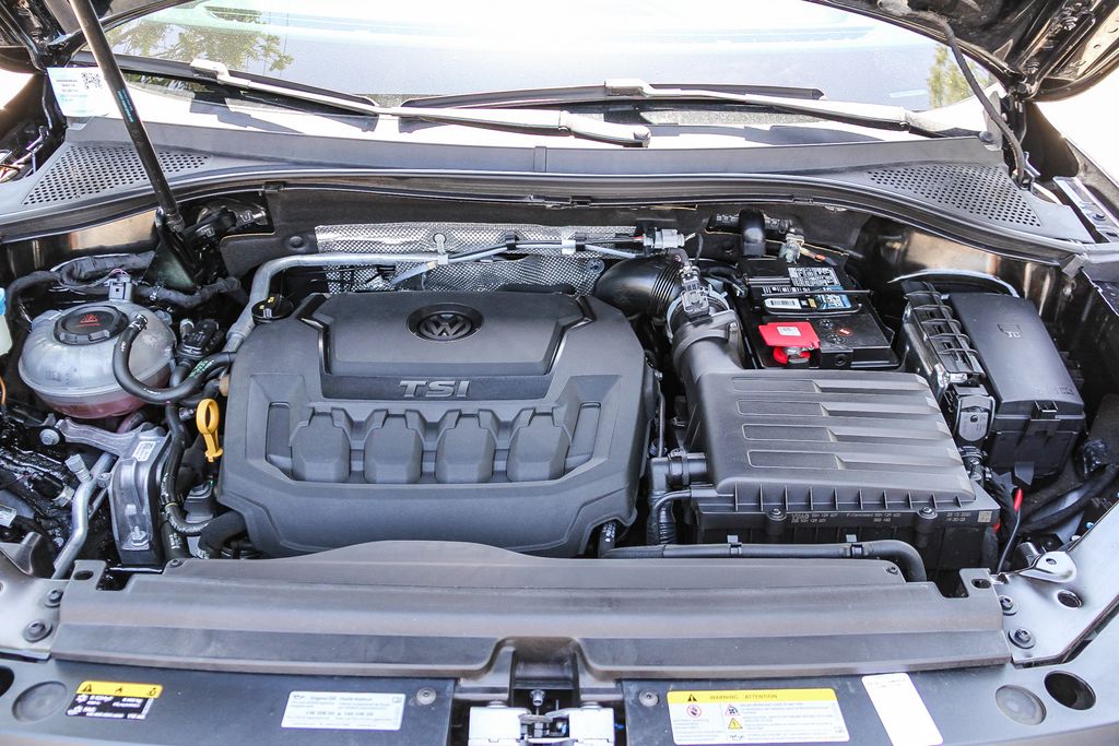 Thumbnail: 2021 Volkswagen Tiguan - 7