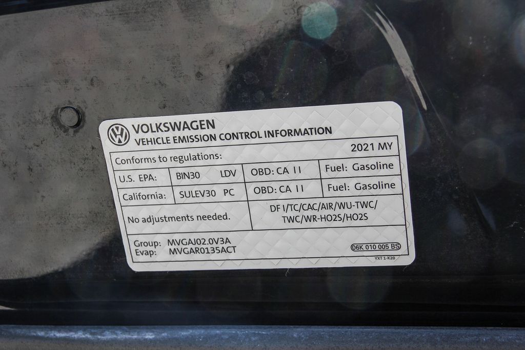 Thumbnail: 2021 Volkswagen Tiguan - 16