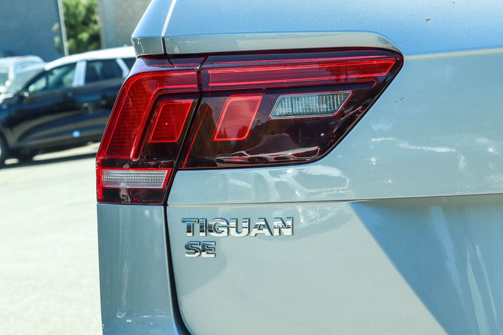 Thumbnail: 2019 Volkswagen Tiguan - 21