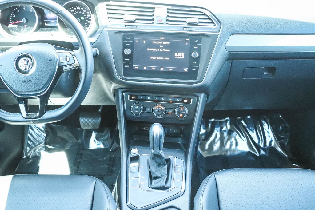 Thumbnail: 2019 Volkswagen Tiguan - 8