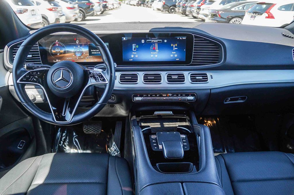 Thumbnail: 2024 Mercedes-Benz GLE - 2