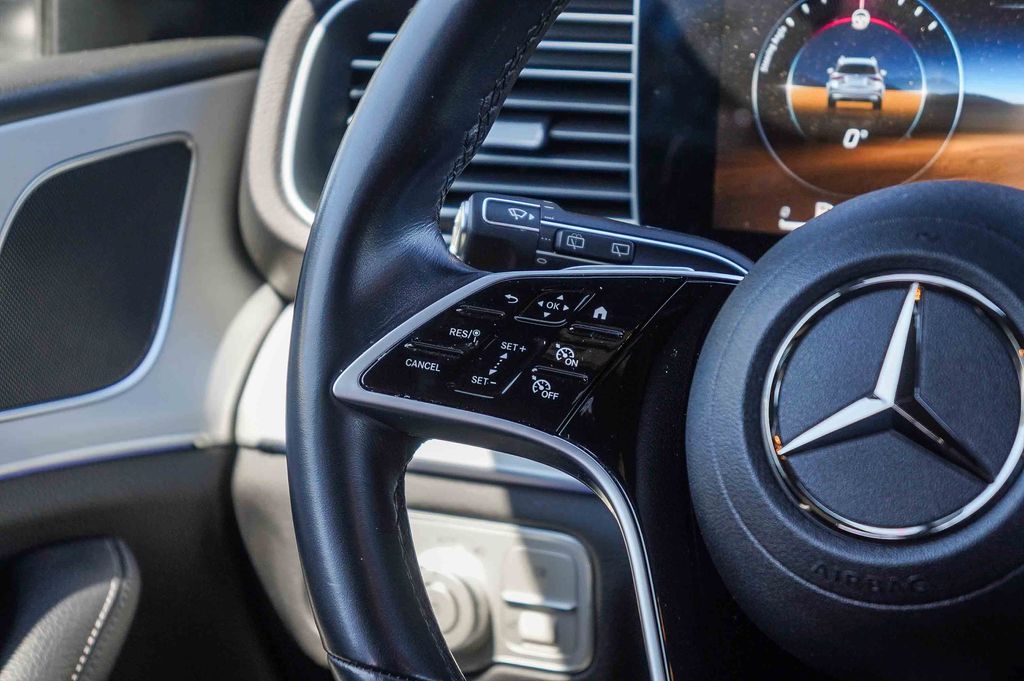 Thumbnail: 2024 Mercedes-Benz GLE - 21