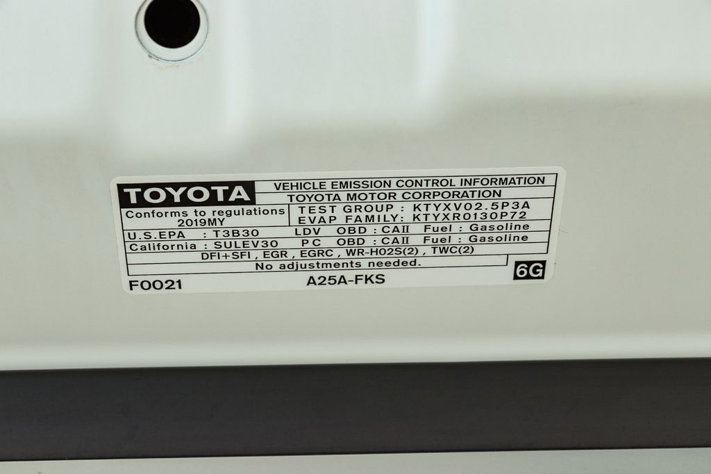 Thumbnail: 2019 Toyota Camry - 17